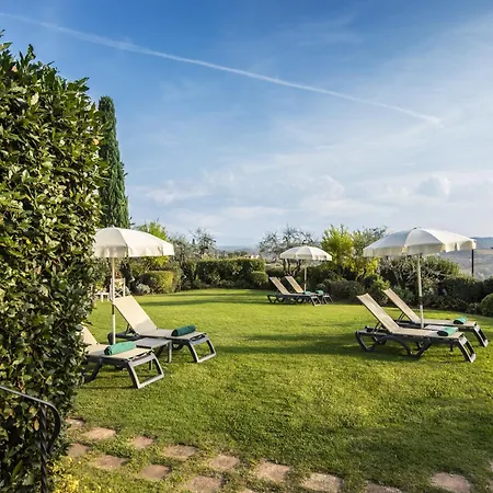 Relais Santa Chiara - Tuscany Charme 圣吉米纳诺