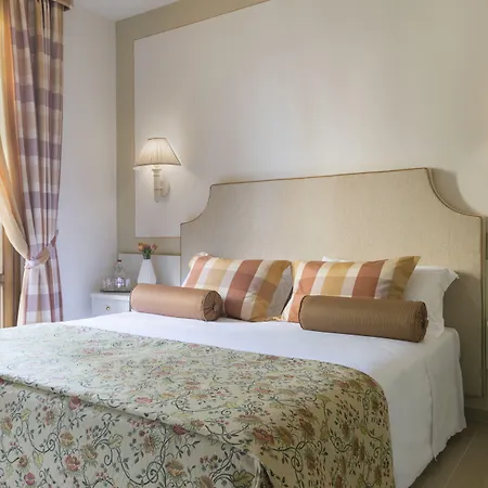 Ξενοδοχείο Relais Santa Chiara By Double Hospitality