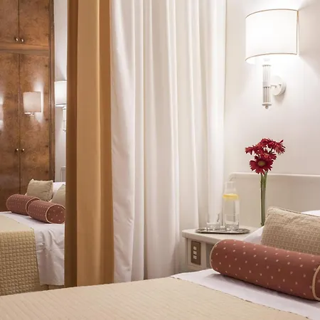 Relais Santa Chiara By Double Hospitality Ξενοδοχείο 4*