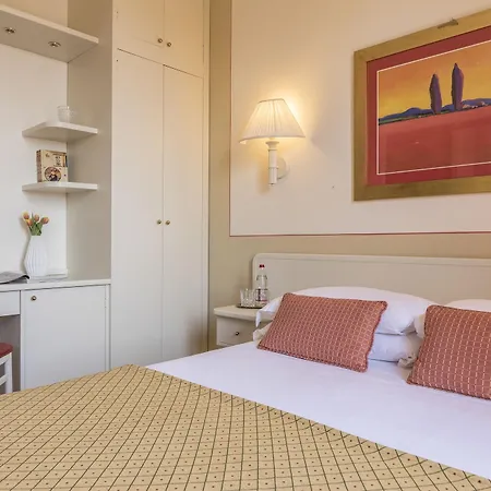 Relais Santa Chiara - Tuscany Charme Hotel 4*