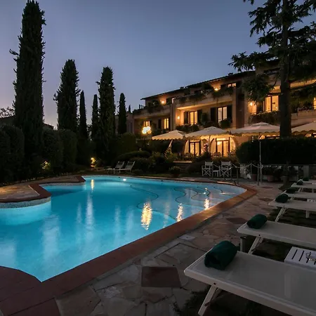 Hotel Relais Santa Chiara - Tuscany Charme 4*