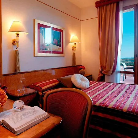 Hotel Relais Santa Chiara - Tuscany Charme San Gimignano